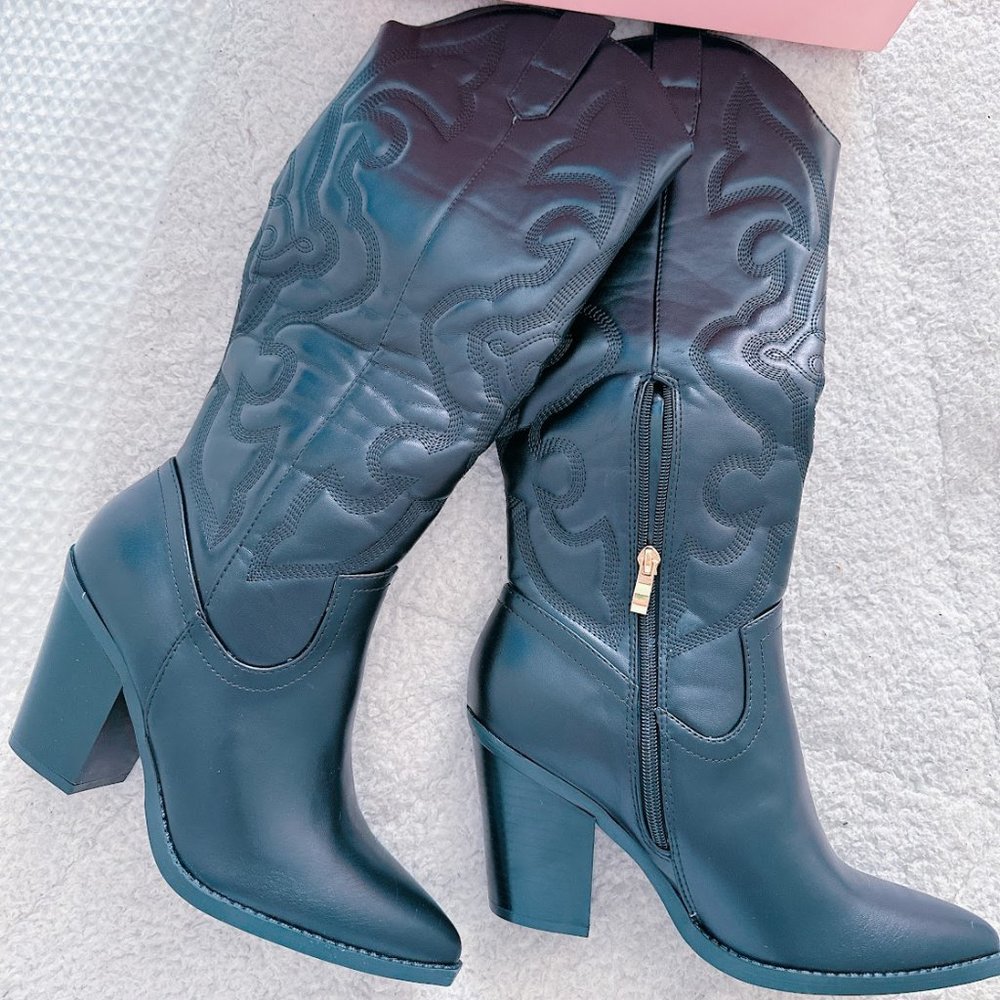 BRAND NEW Berness Arizona Cowboy Boot